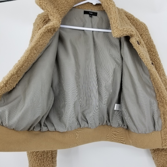 Fate Camel Teddy Button Up Jacket Size Small - Picture 9 of 11